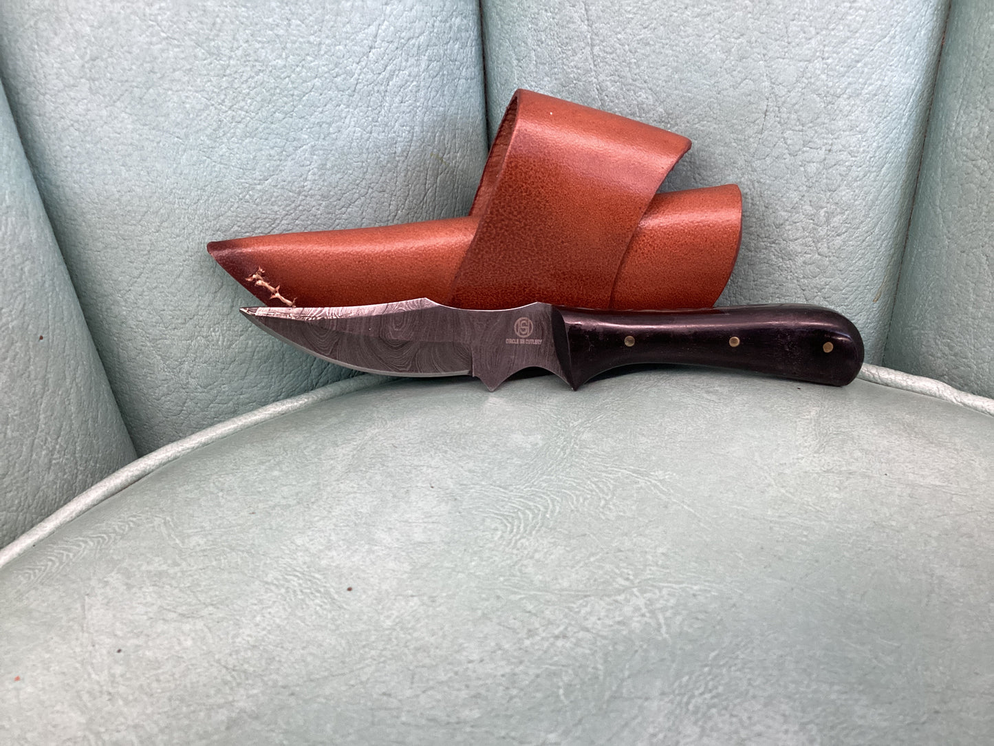 6 1/4” Damascus Steel Buffalo Horn Grip with Sheath