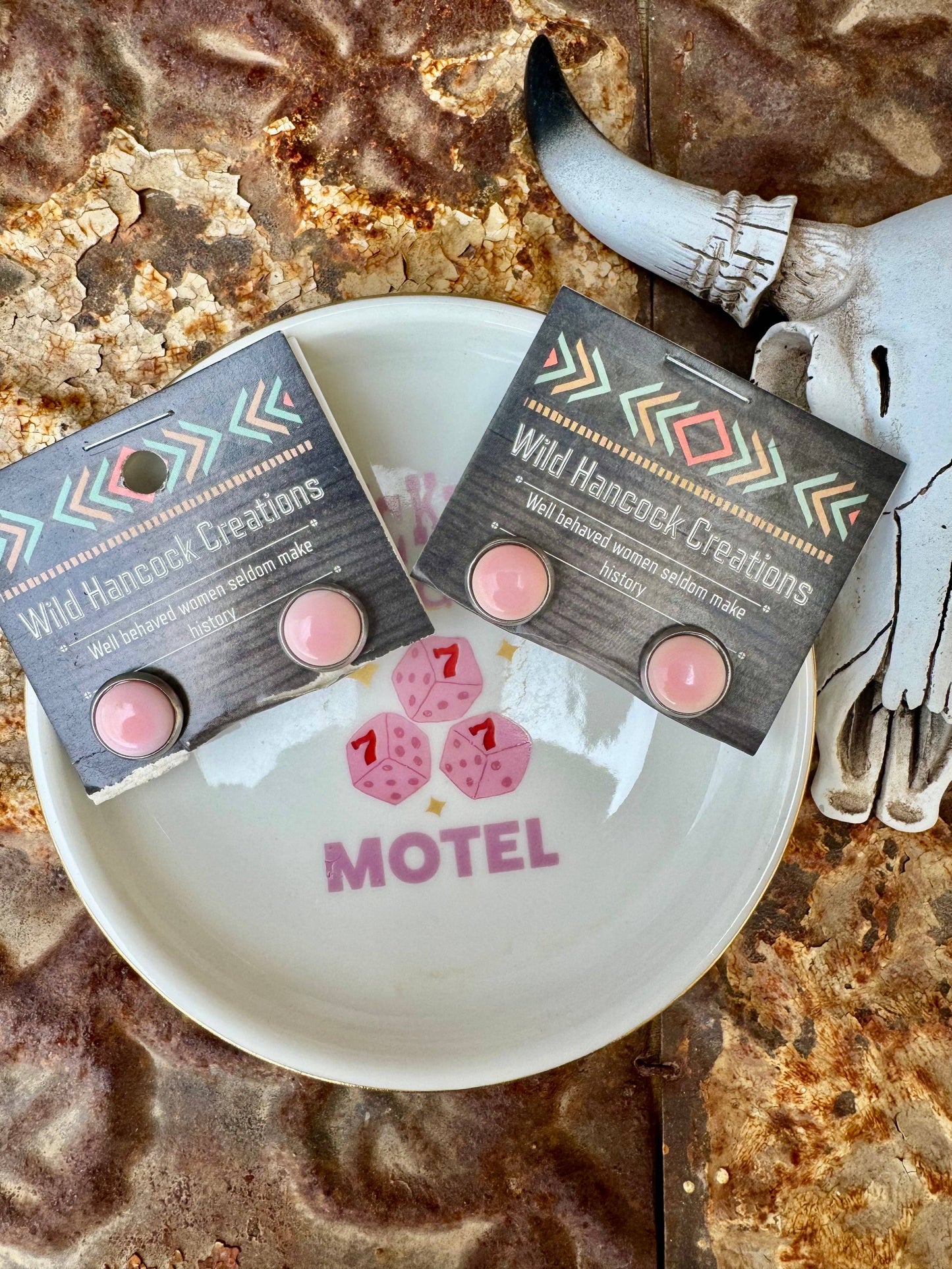 Pink Conch Stud Earrings
