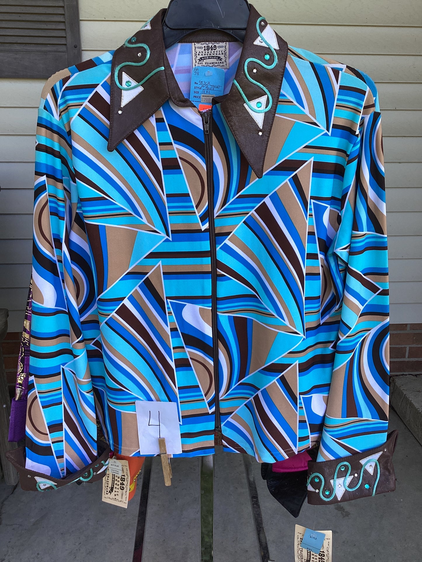 Women’s XX-Large Show Shirt