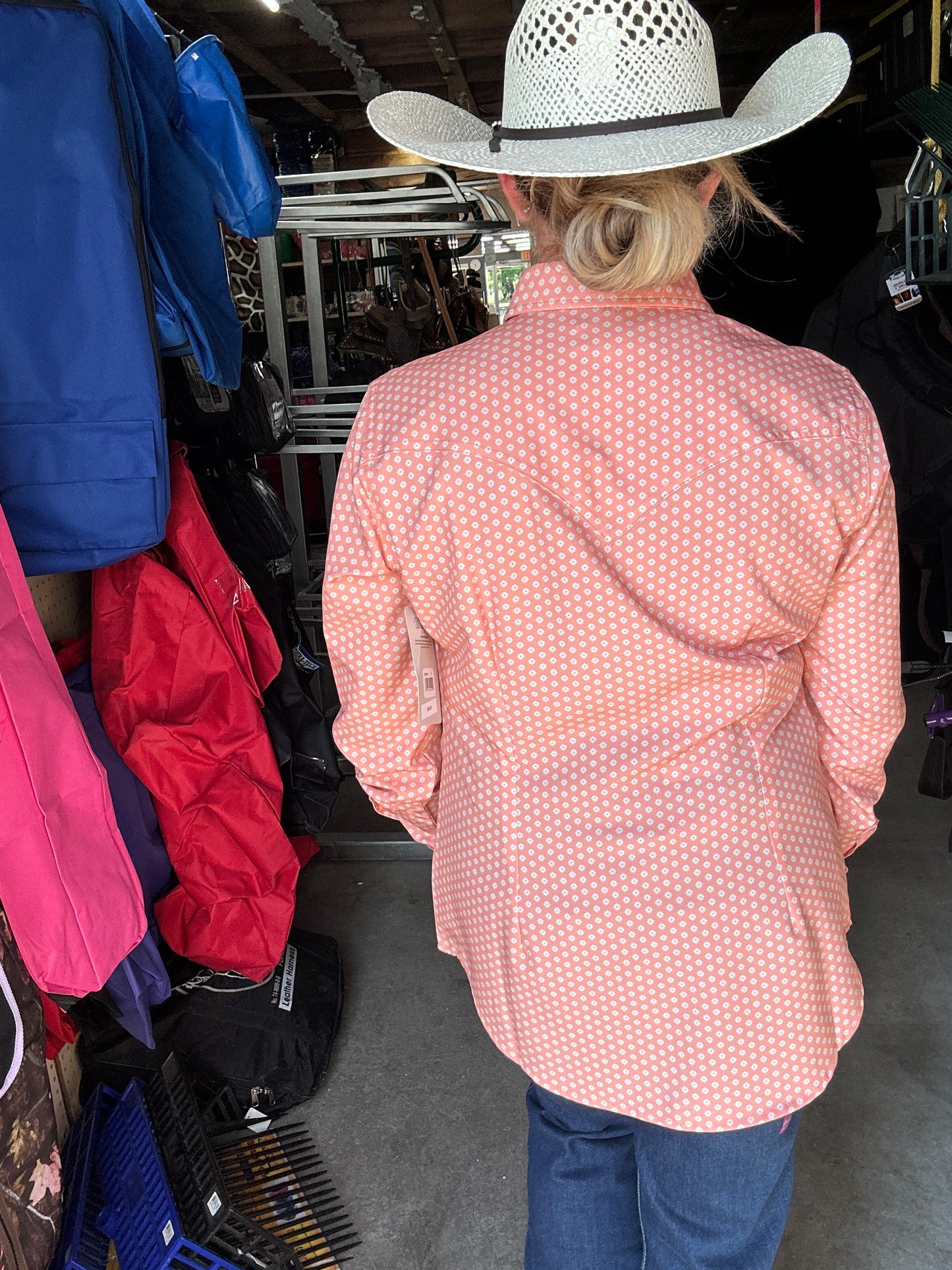 Wrangler® Women's Aria Performance Button Down- Peach Flower