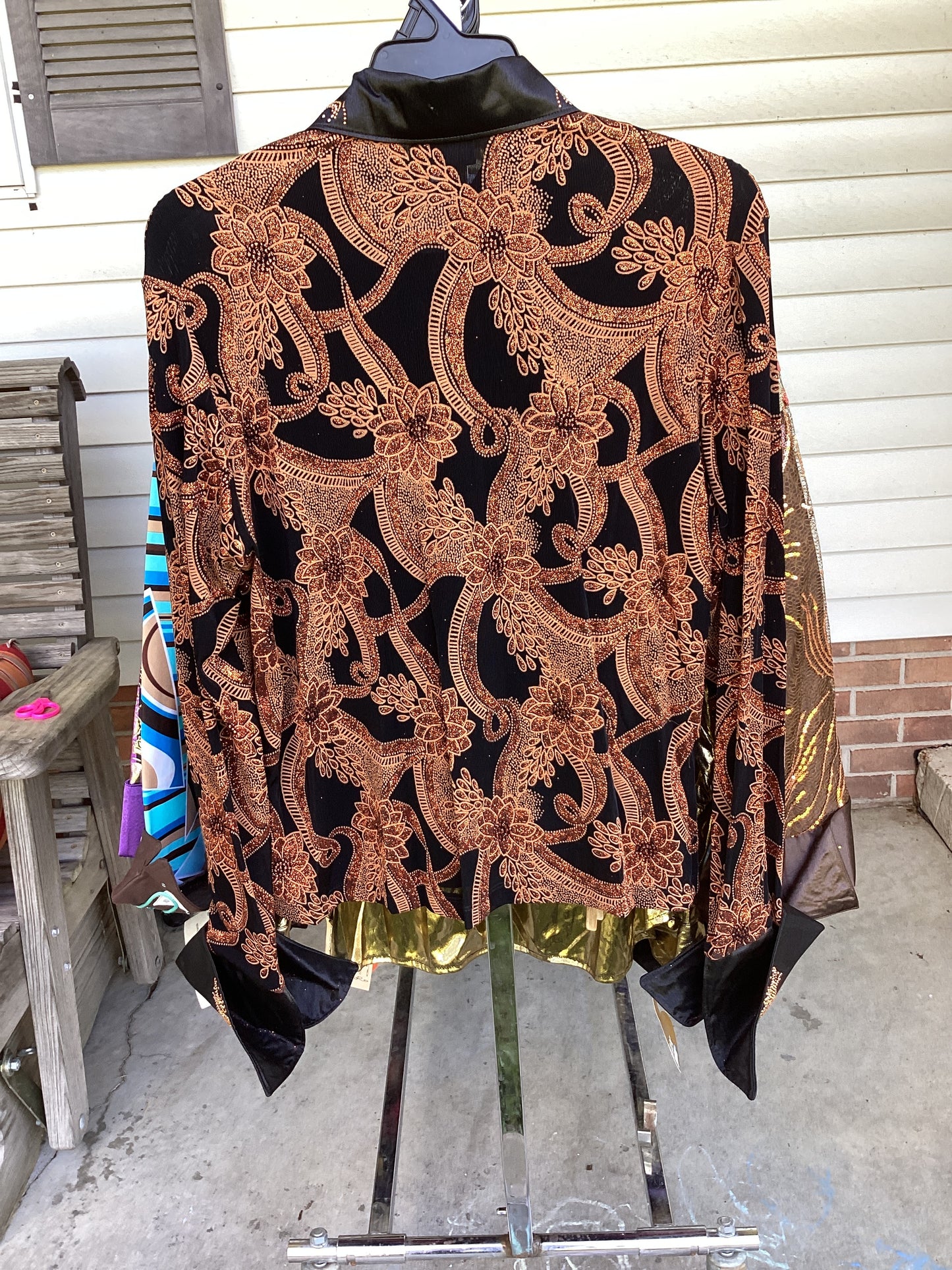 Women’s XX-Large Show Shirt