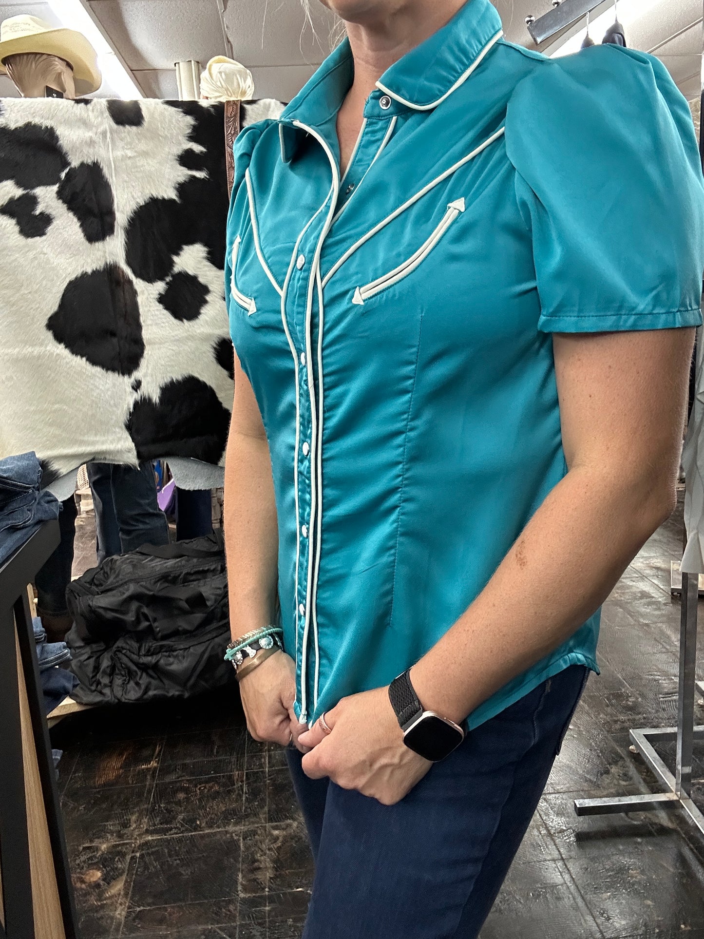 Retro Cowgirl Pearl Snap Puff Sleeve Top- Teal & White