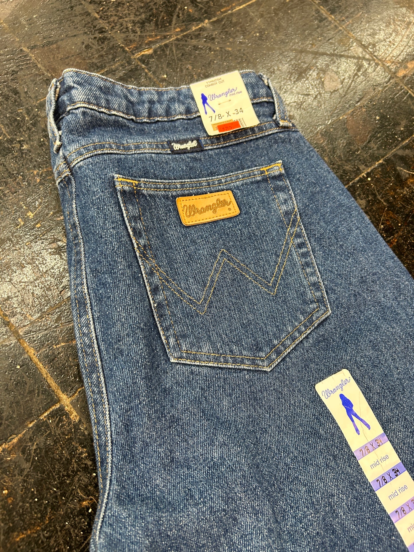Wrangler® Cowboy Cut Mid Rise Jean