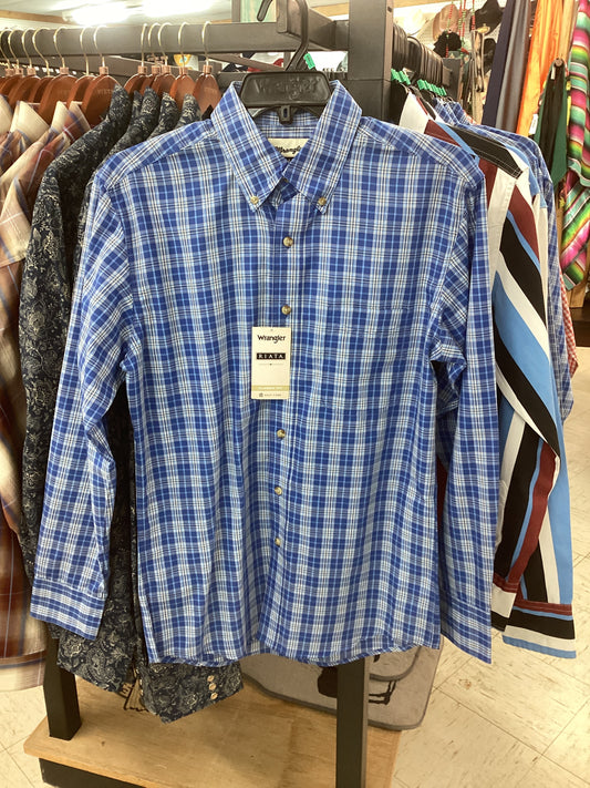 Wrangler Men’s Riata Long Sleeve Button Up