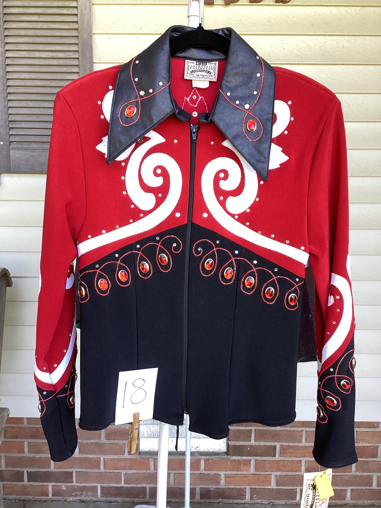 Show Blouses & Jackets-Medium