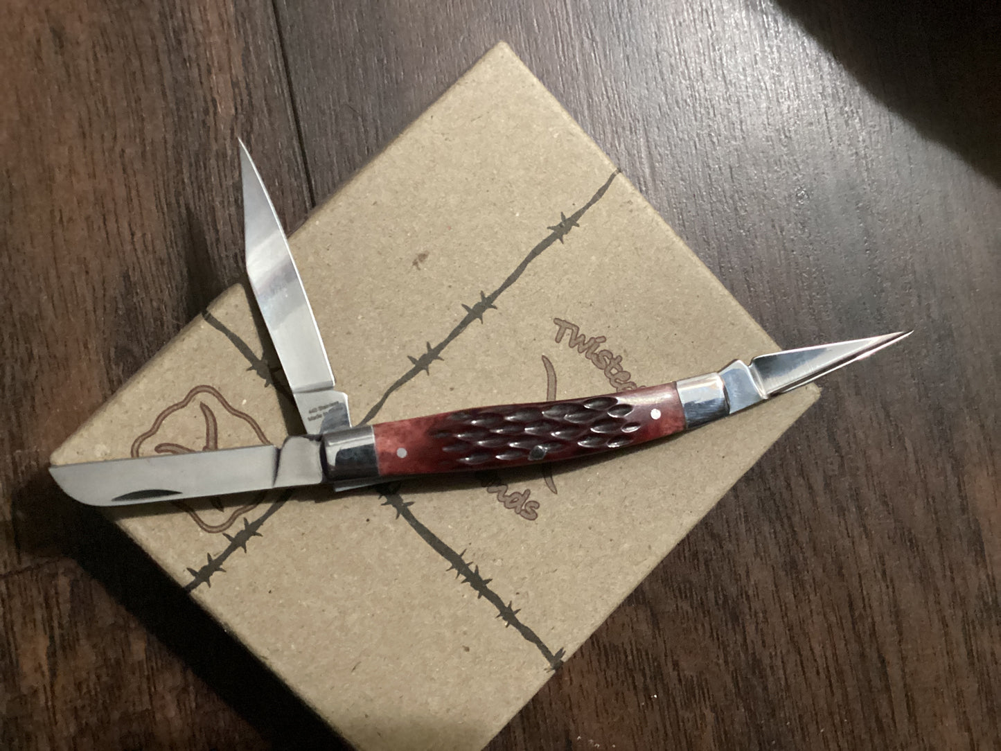 3 1/4” Burgundy Bone Folding Knife