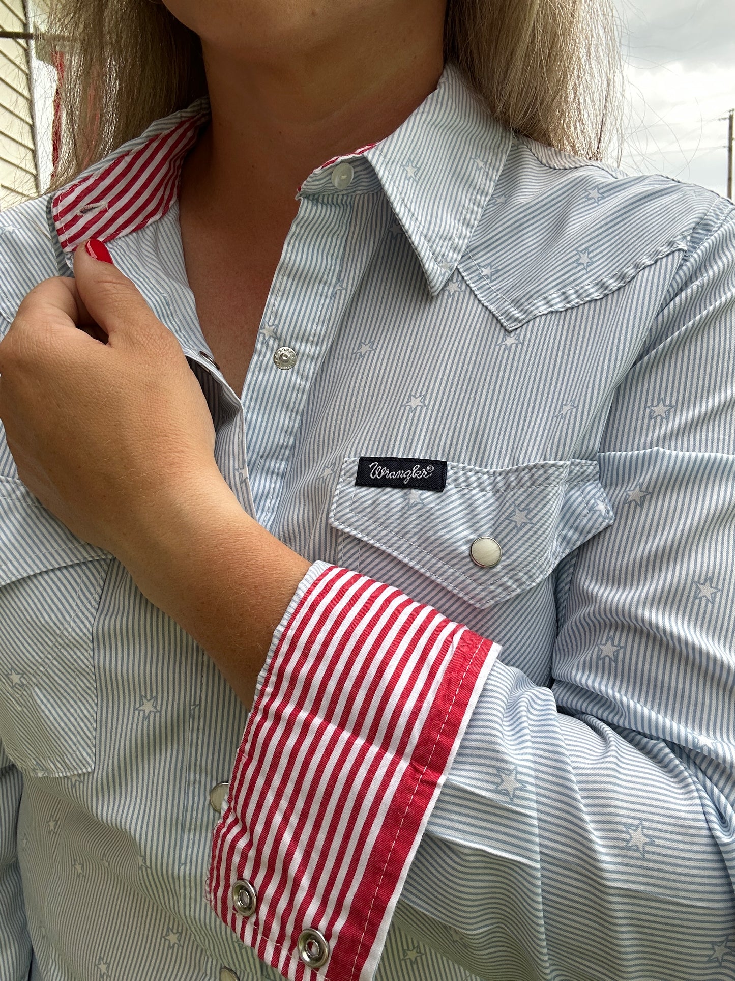 Wrangler Retro® Women's Long-Sleeve Pearl Snap- Stars & Stripes