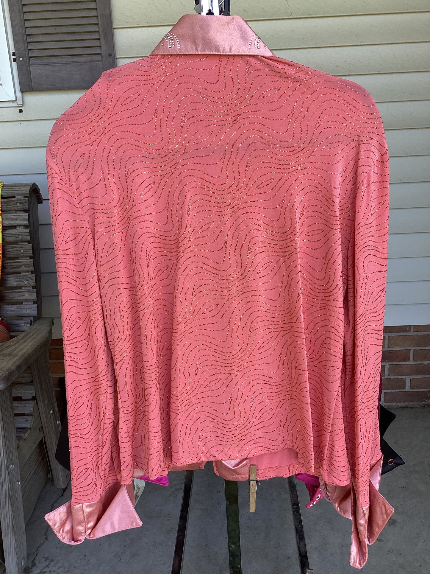 Women’s X-Large Show Shirt