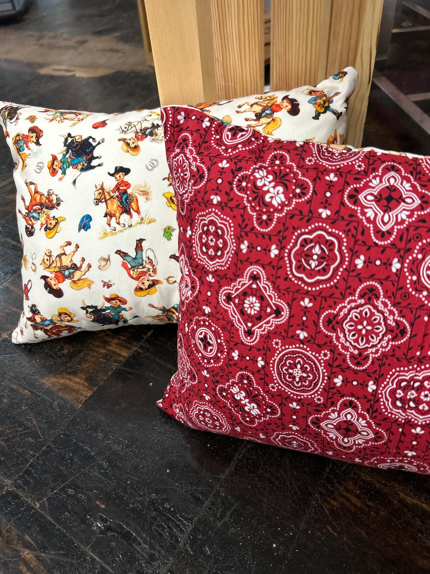 Retro Cowboy and Bandana Bedding Set