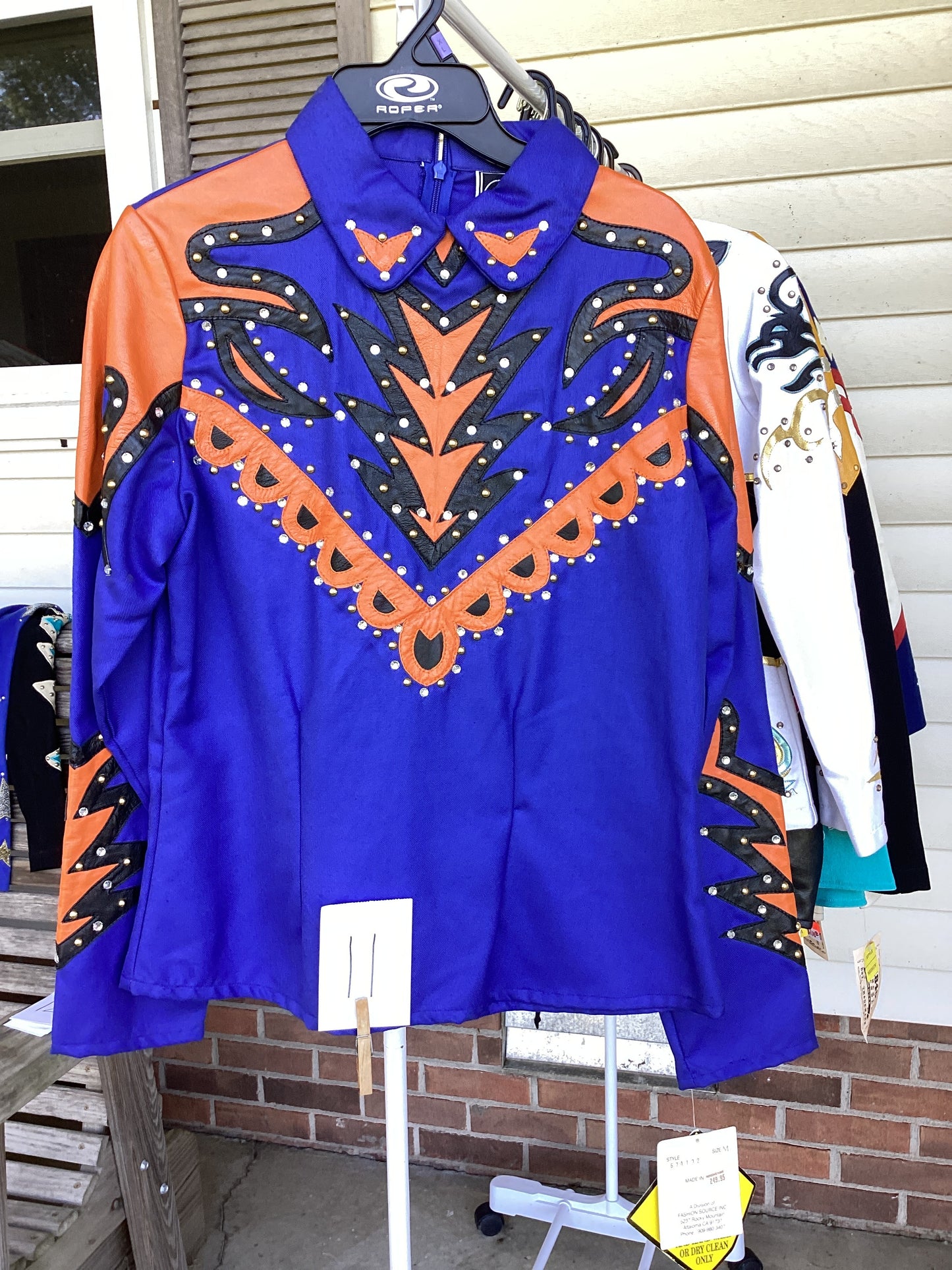 Show Blouses & Jackets-Medium