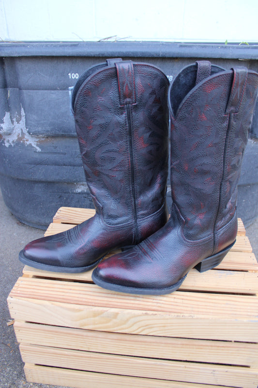Twisted X-Black Cherry J Toe
