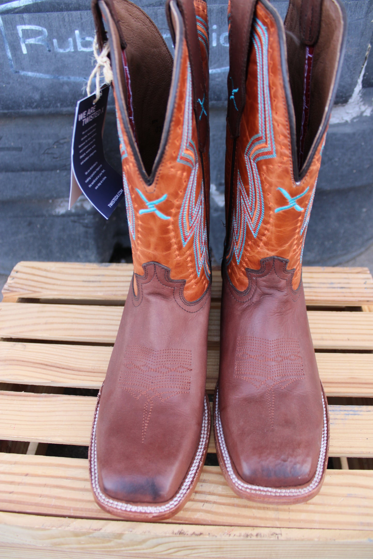 Twisted X- 12” Rancher Brunette & Pumpkin