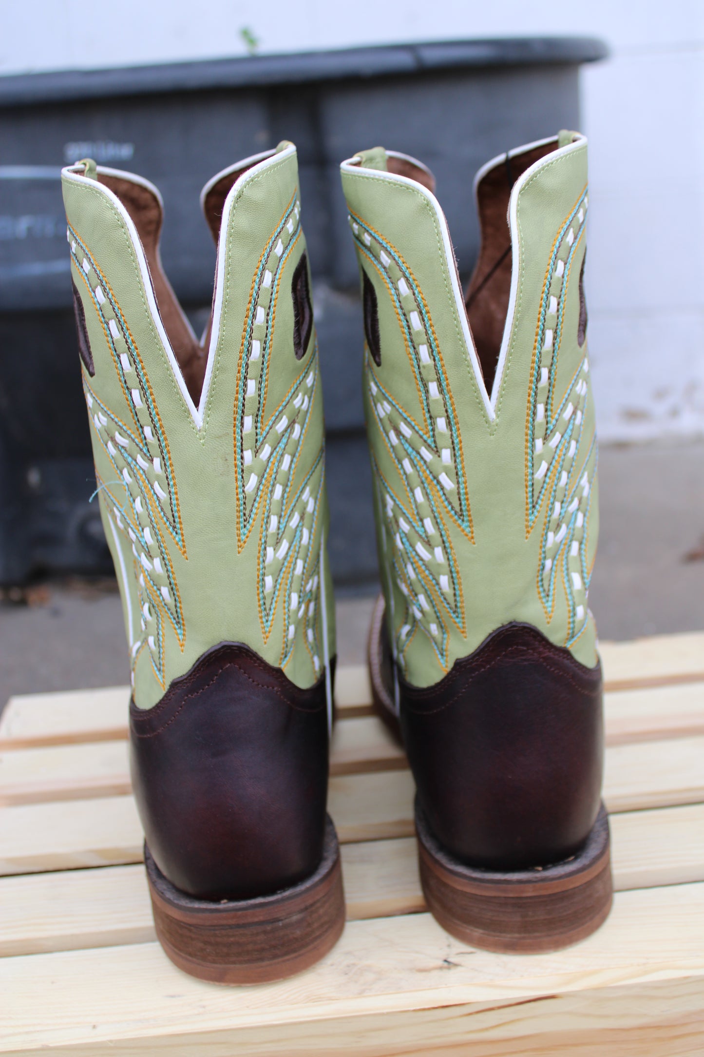 Nocona-Two Tone Saddle Stitch