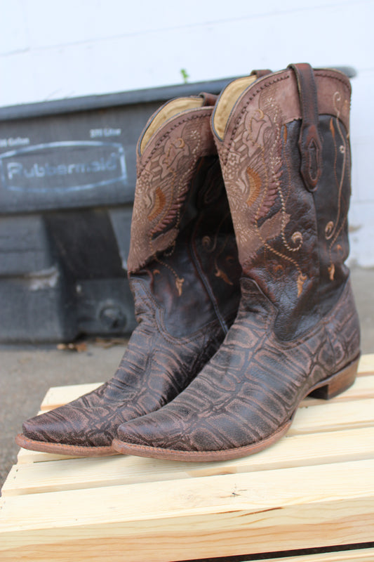 Corral Vintage- Brown Caiman Snip Toe