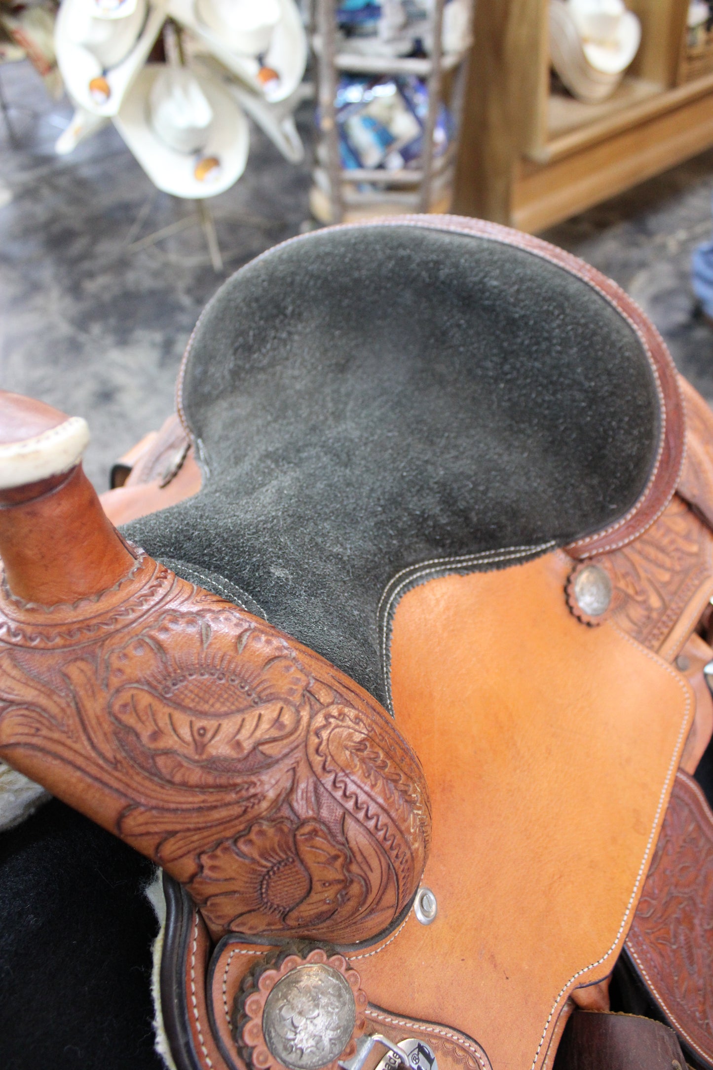 13” Royal King Tough 1 Youth Roper *Used*