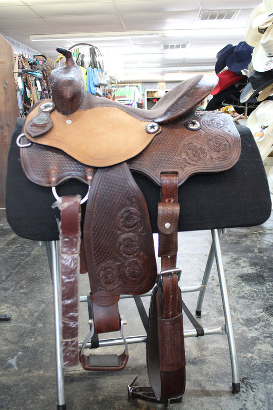 15" Royal King "Brewster" Barrel Saddle