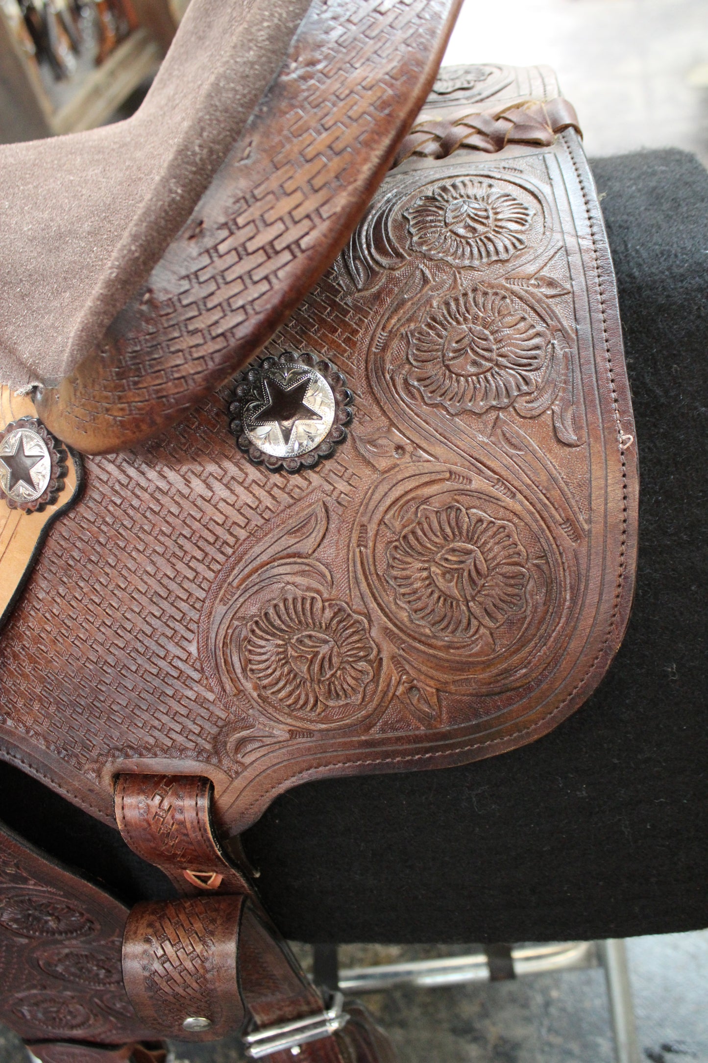 15" Royal King "Brewster" Barrel Saddle