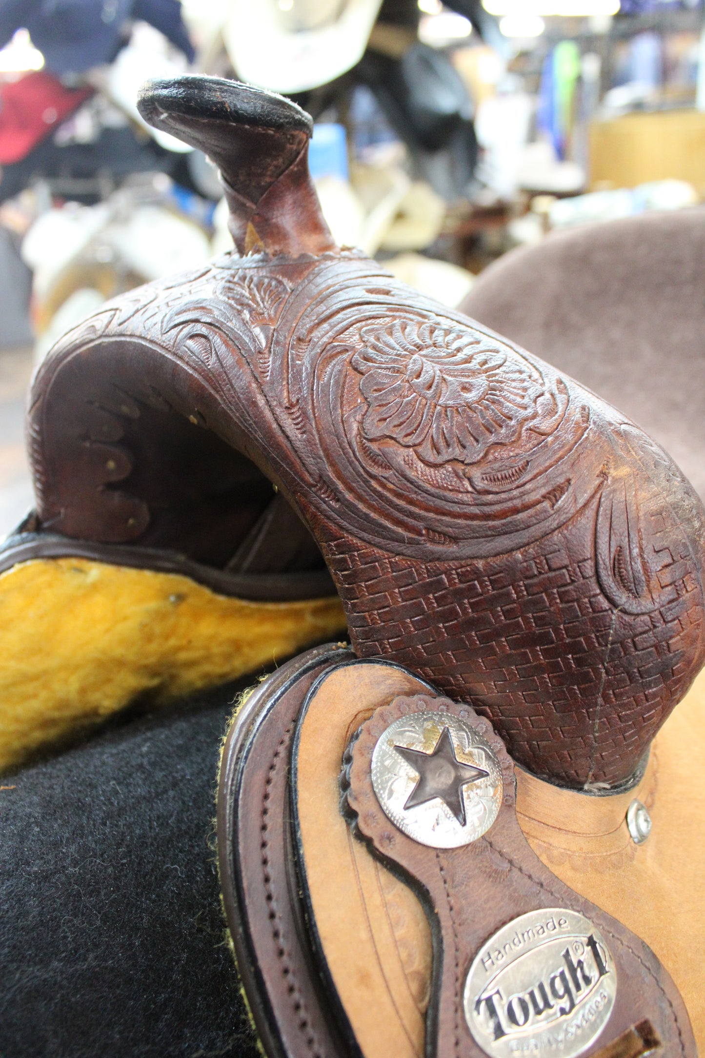 15" Royal King "Brewster" Barrel Saddle