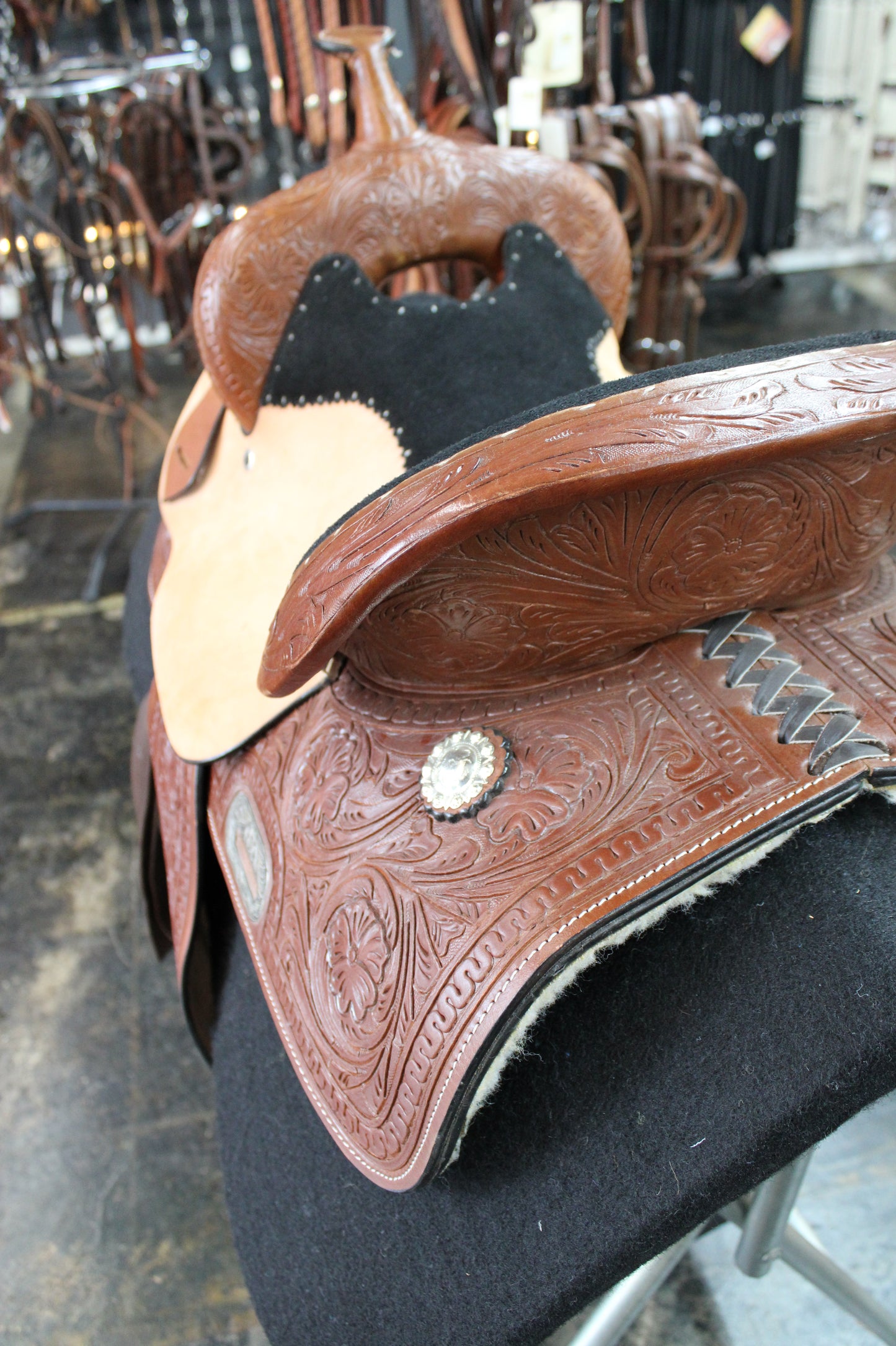 15” King Series Barrel Saddle
