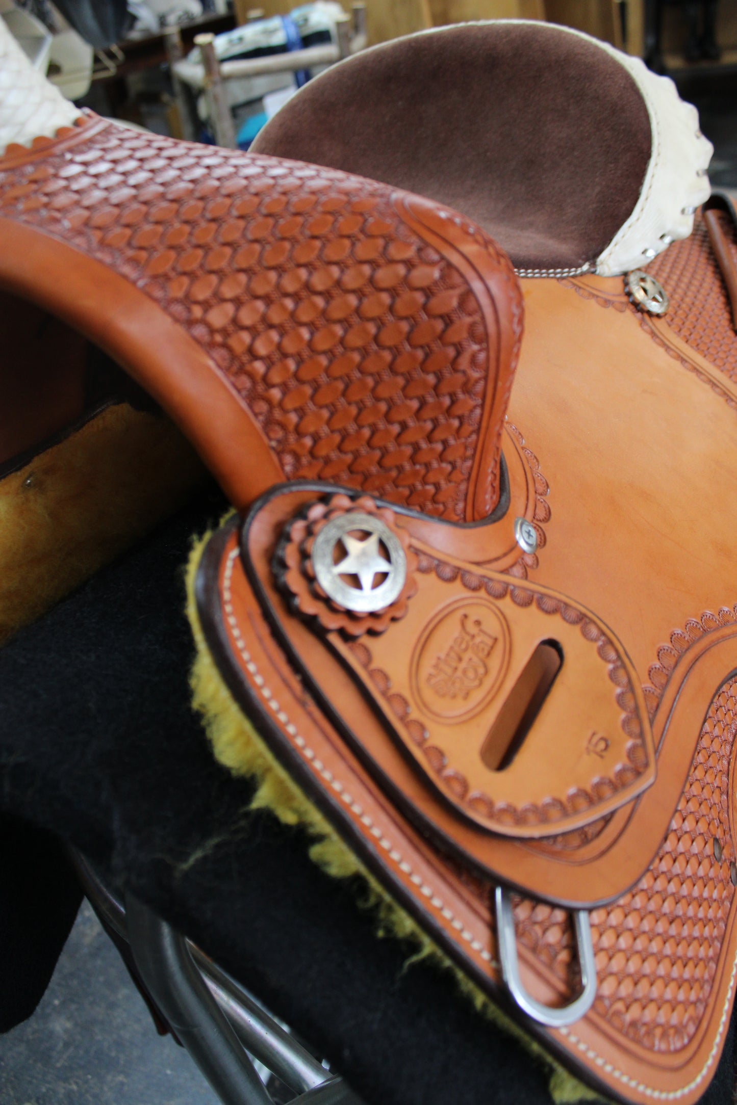 15” Silver Royal All-Around Saddle