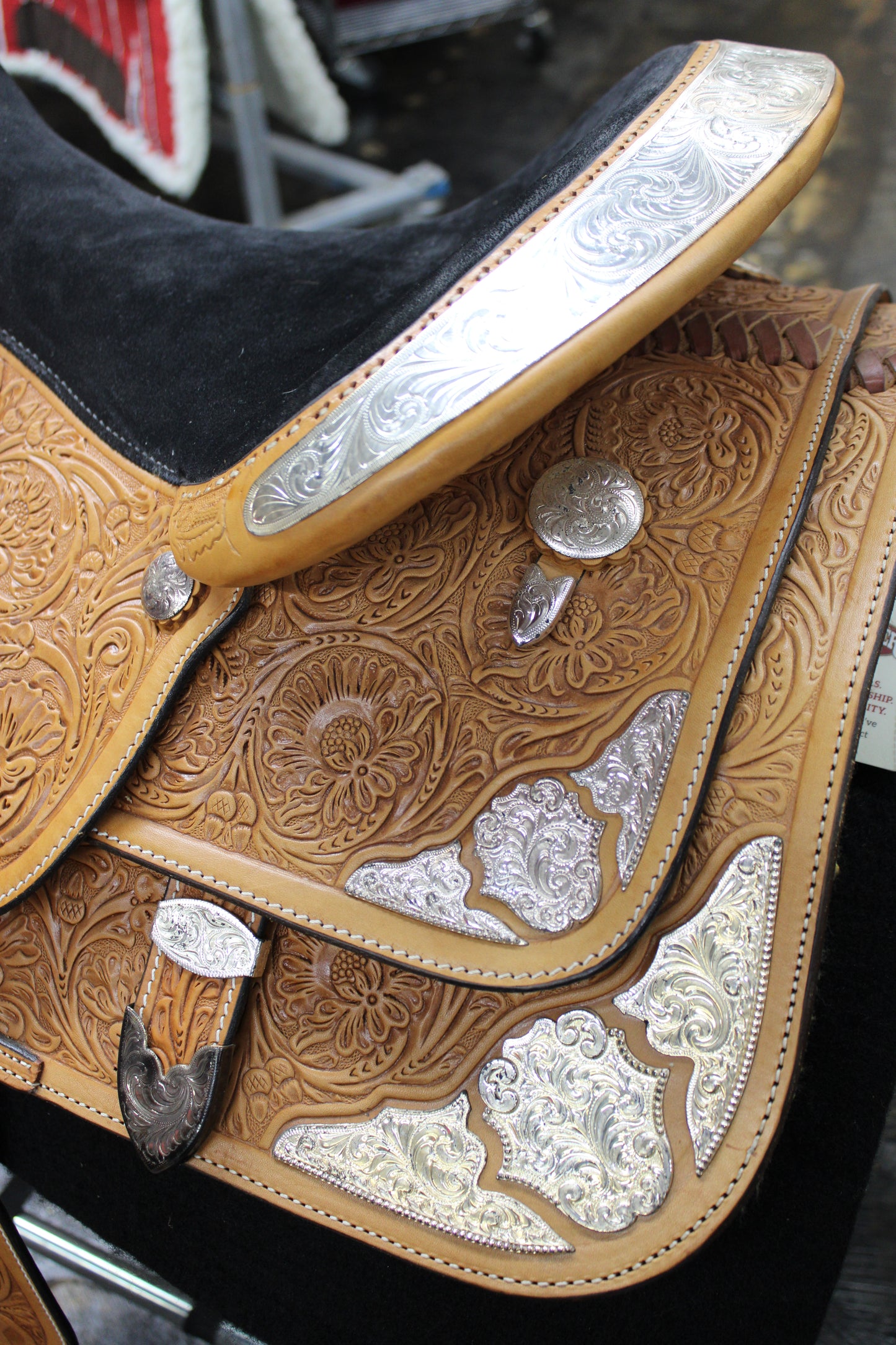 16” Circle Y Saddlery Show Saddle