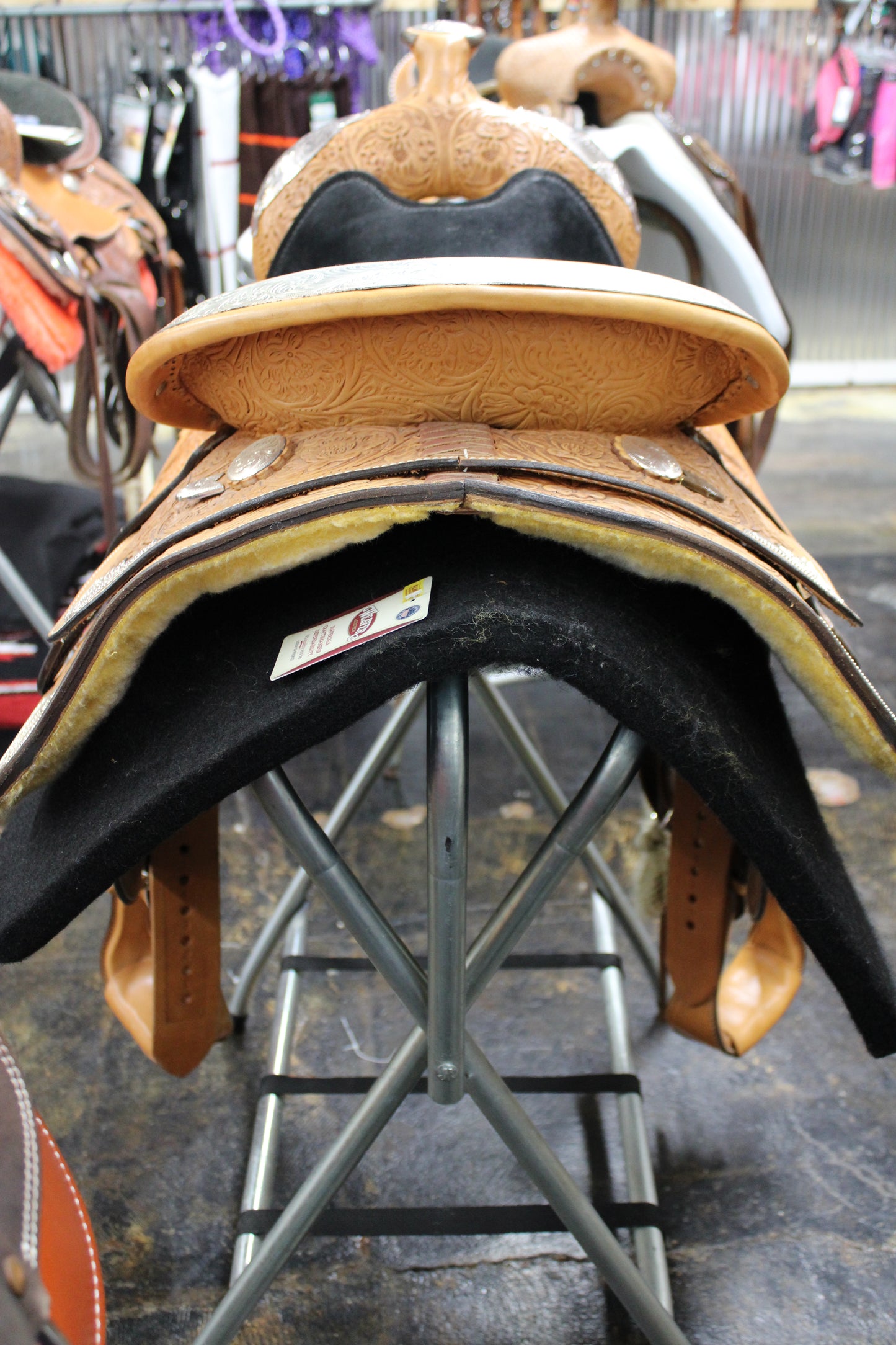 16” Circle Y Saddlery Show Saddle