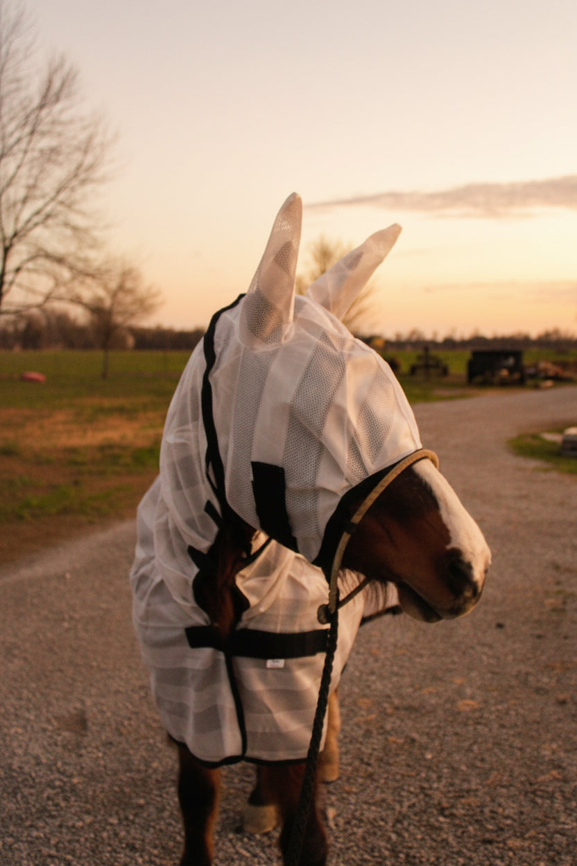 Lightweight Nylon/Poly Contour Fly Scrim with Neck Cover & Removable Mask by Tough1®