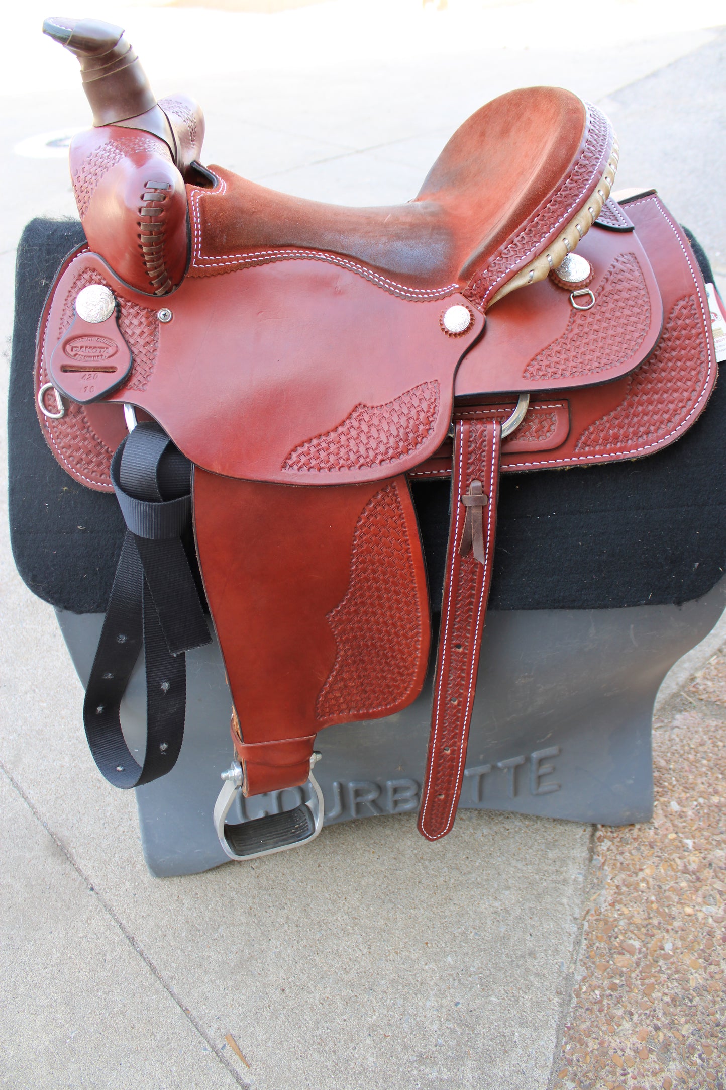 16” Dakota Roping Saddle
