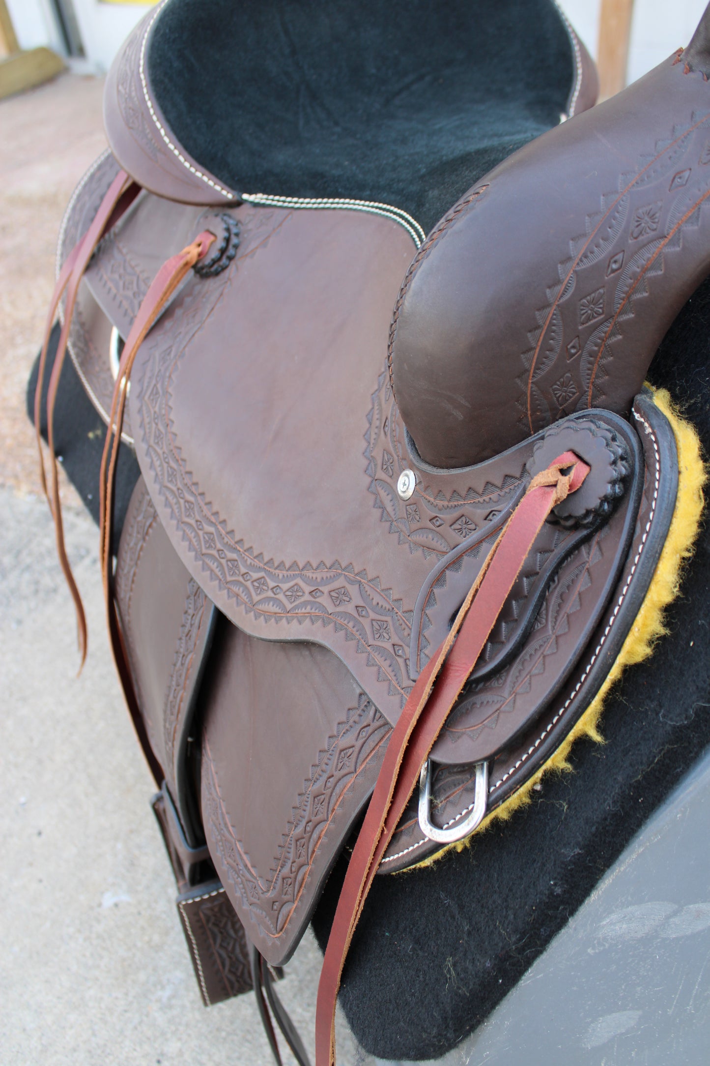 16” Silver Royal Sun Valley Trail Saddle