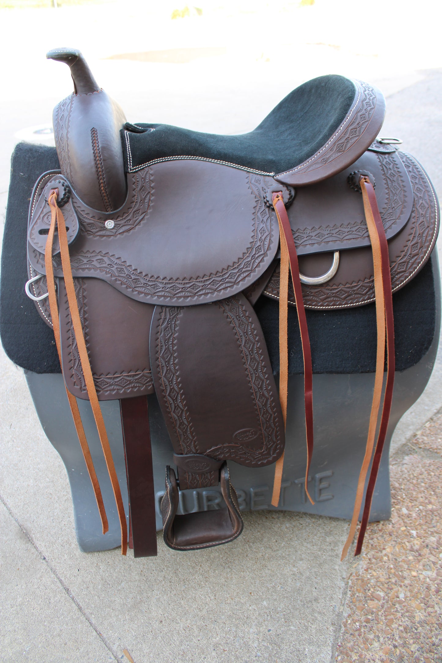 16” Silver Royal Sun Valley Trail Saddle