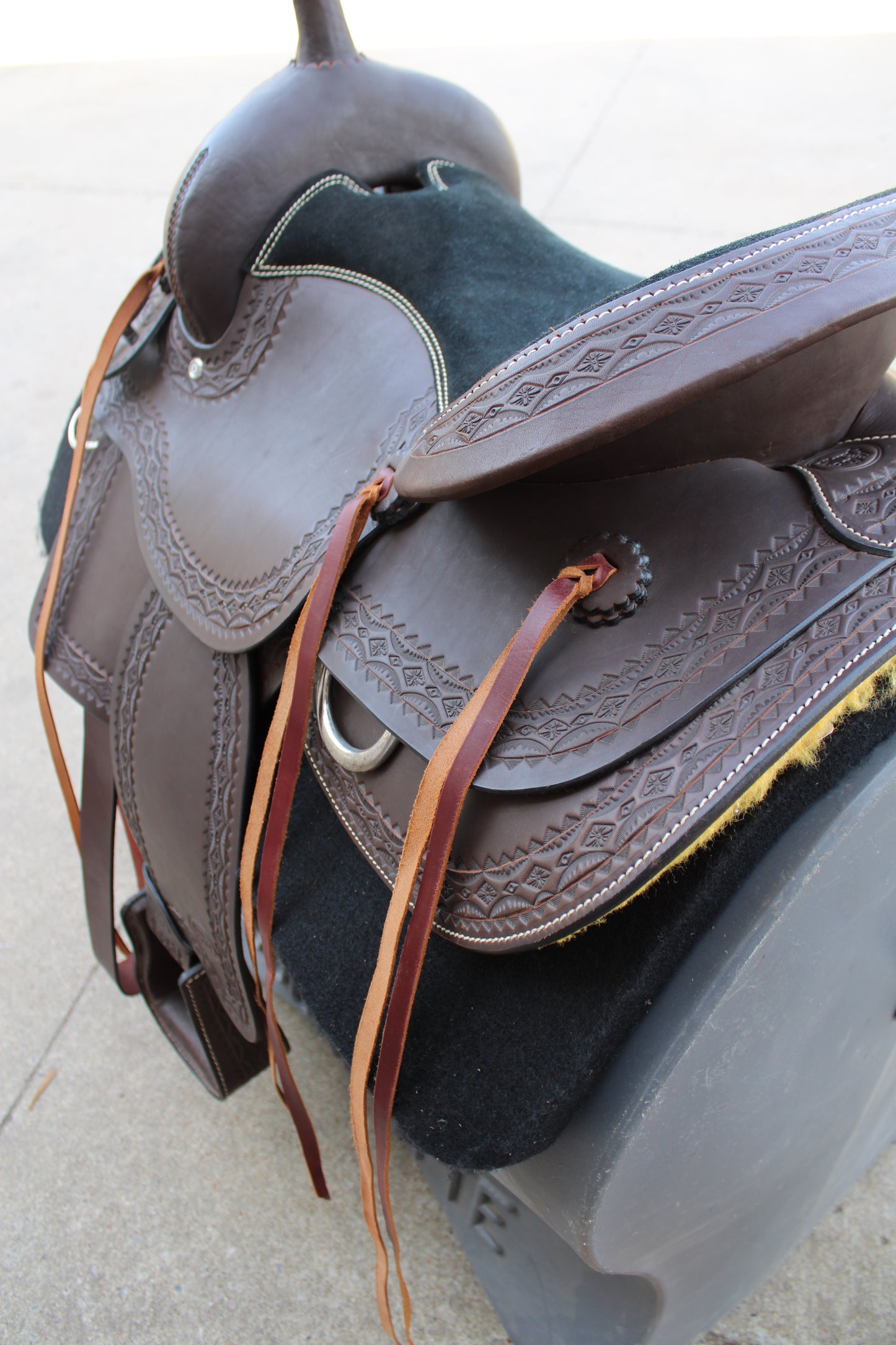 16” Silver Royal Sun Valley Trail Saddle