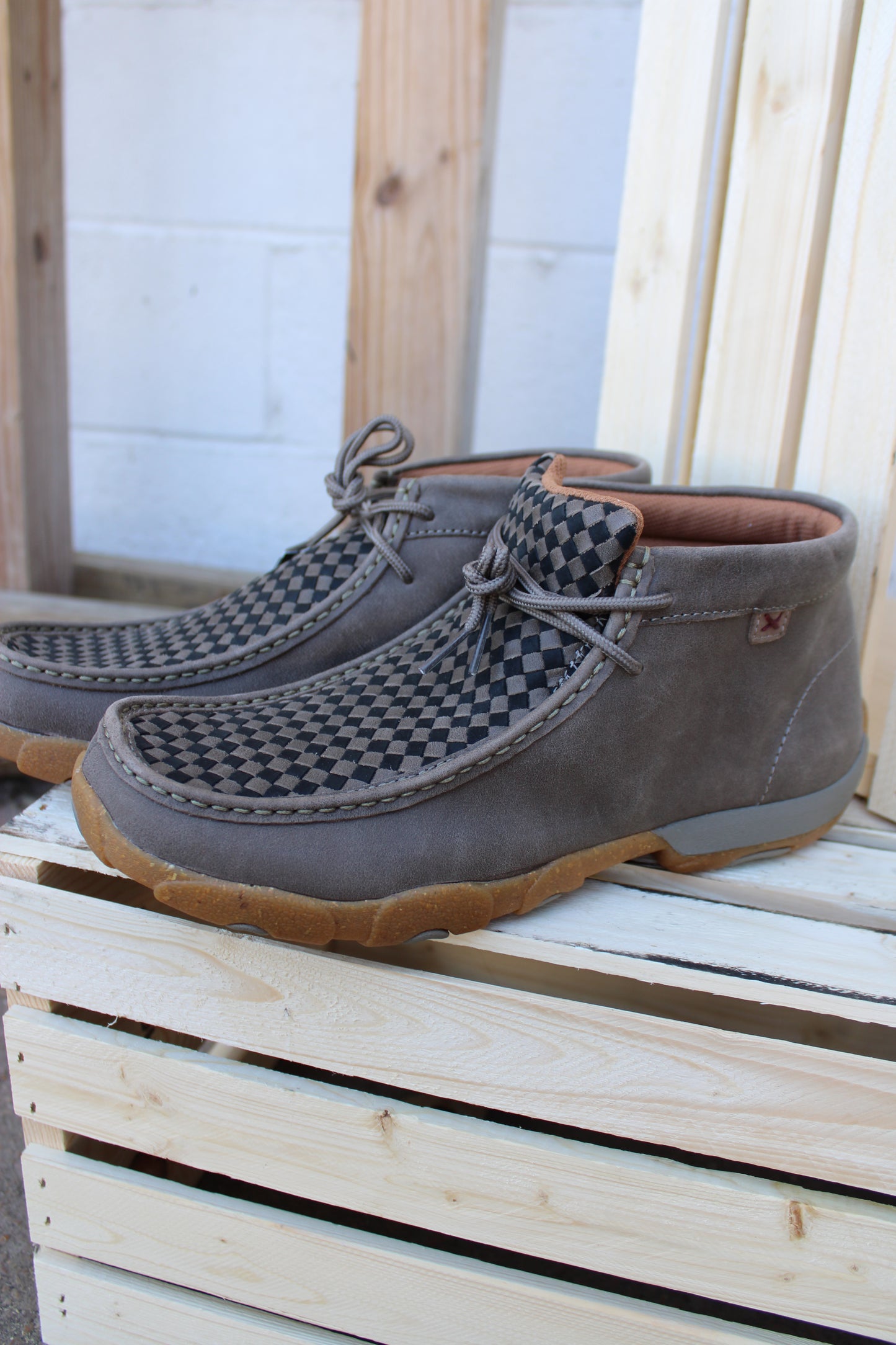 Men's Twisted X Chukka Driving Moc- Taupe & Black