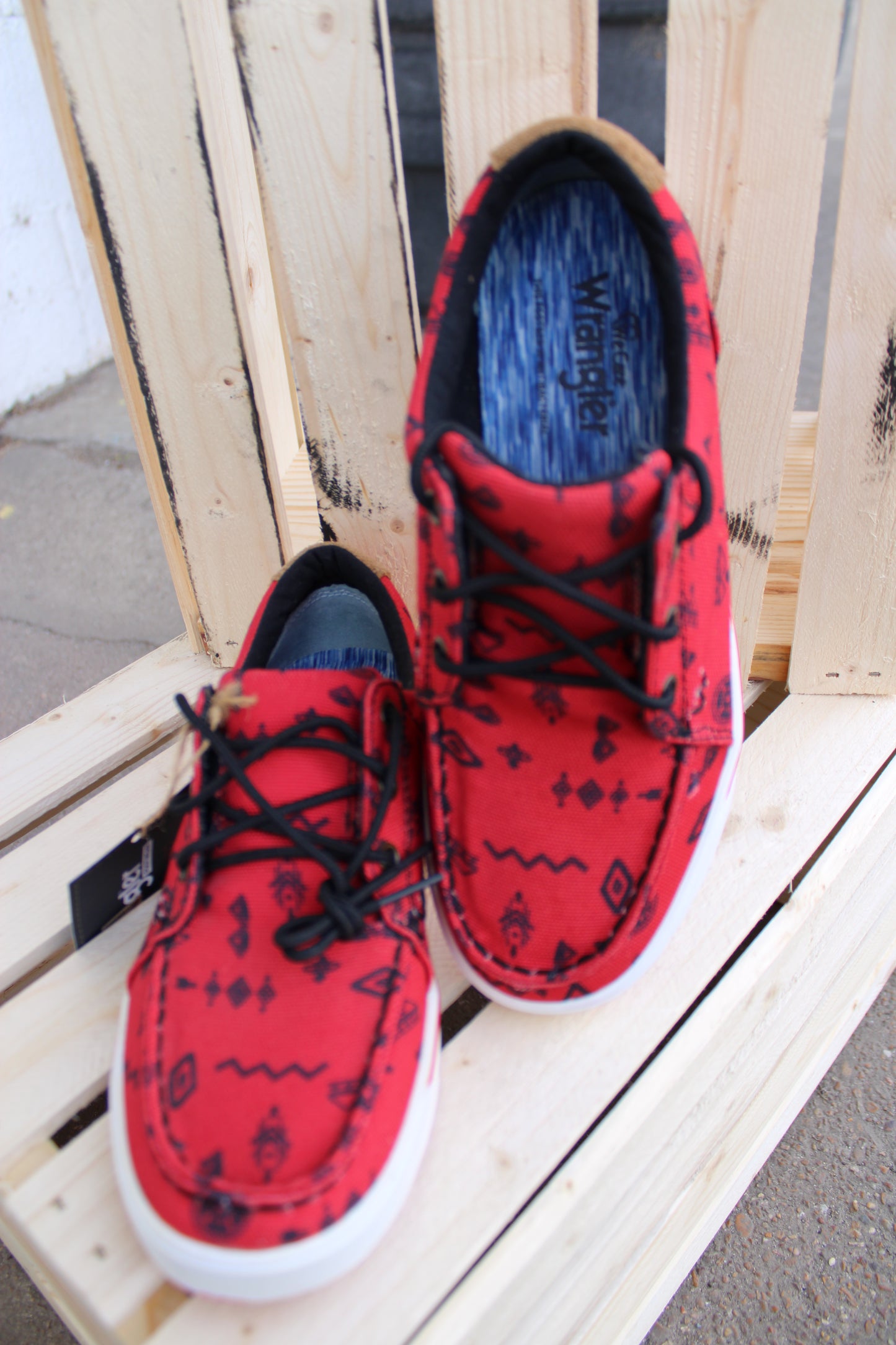 Wrangler Retro® Low Top Sneaker by Twisted X- Red & Black