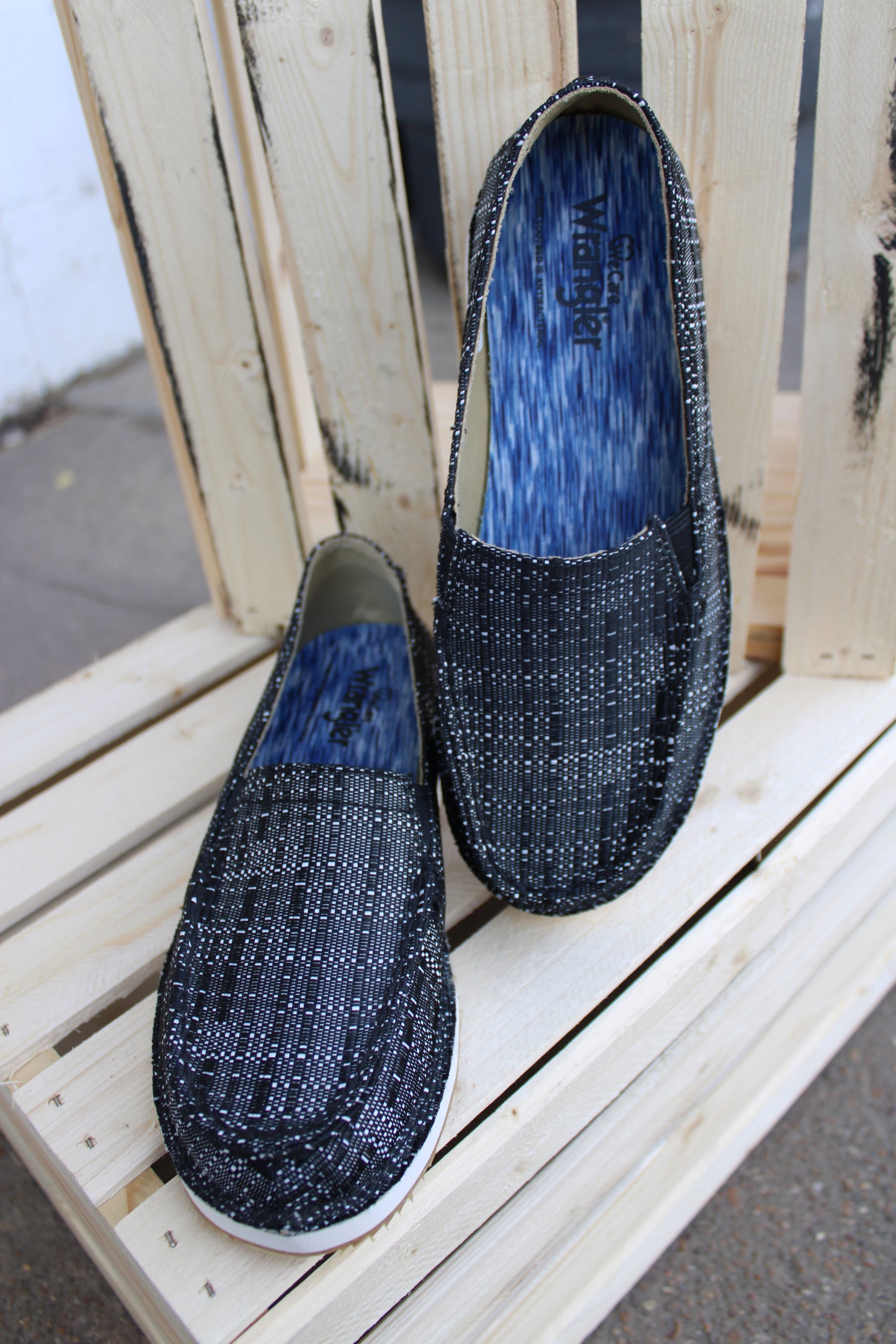 Wrangler Loafer Slip-On by Twisted X- Black & White