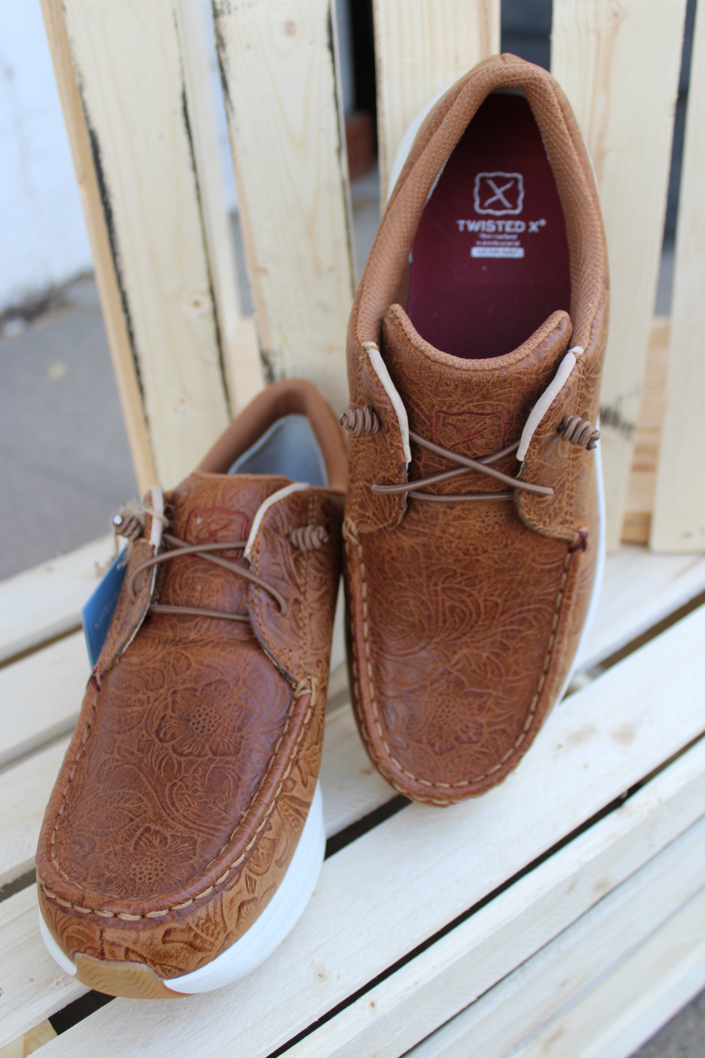 Women's UltraLite X Casual by Twisted X