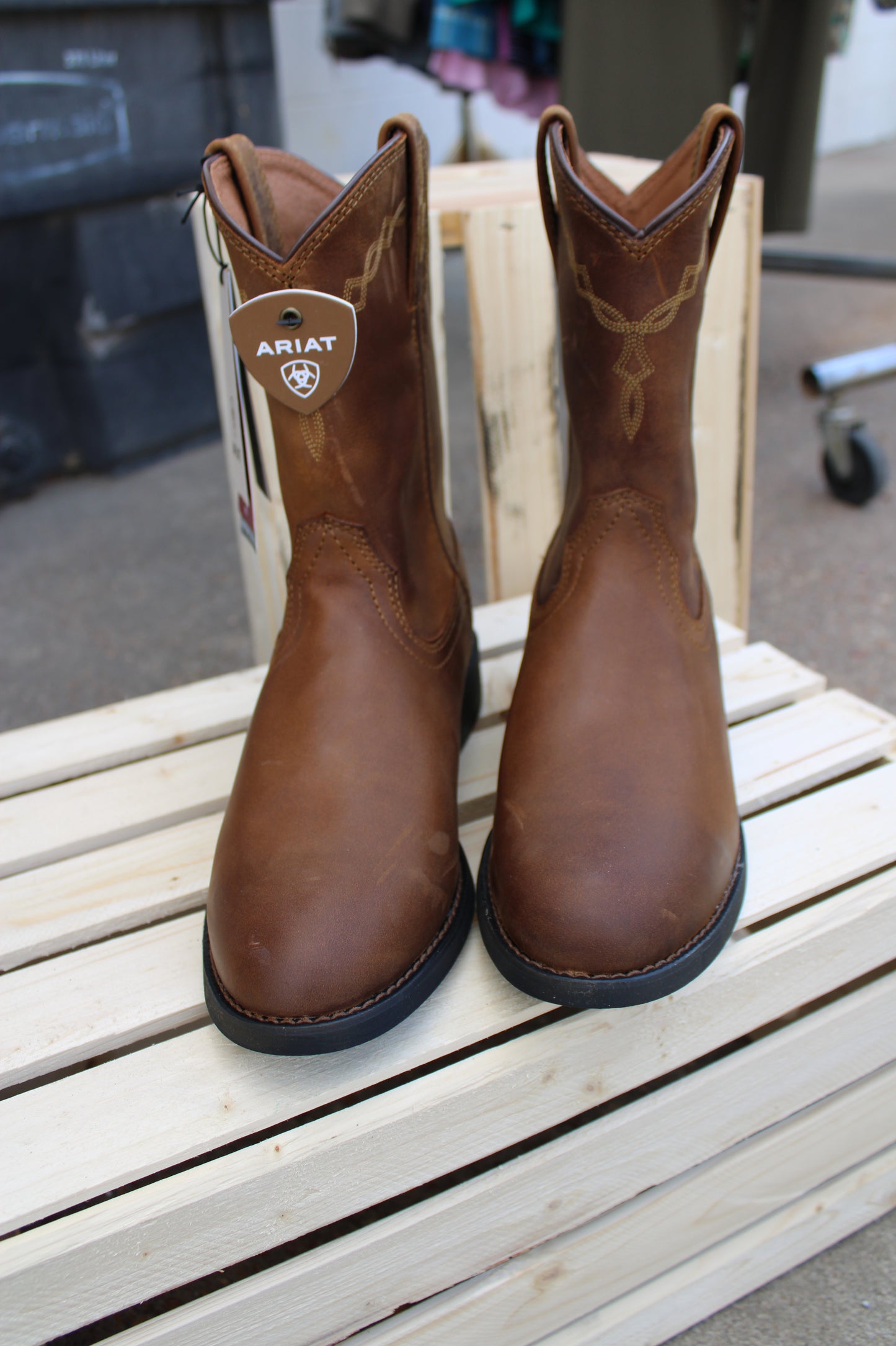 Ariat Men's Heritage Roper - Distressed Brown
