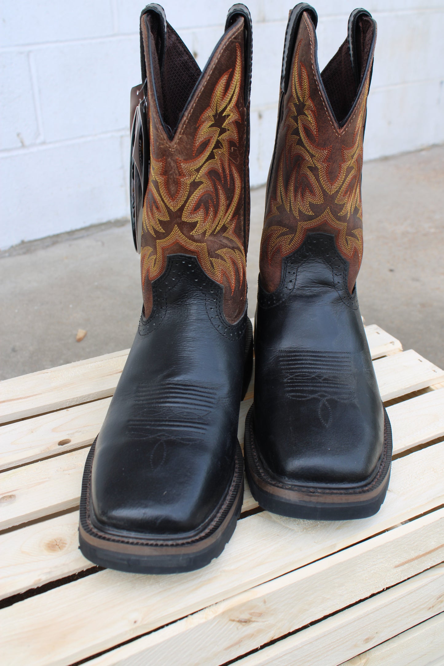 Justin ASTM Composite Square Toe Boot- Black & Tan