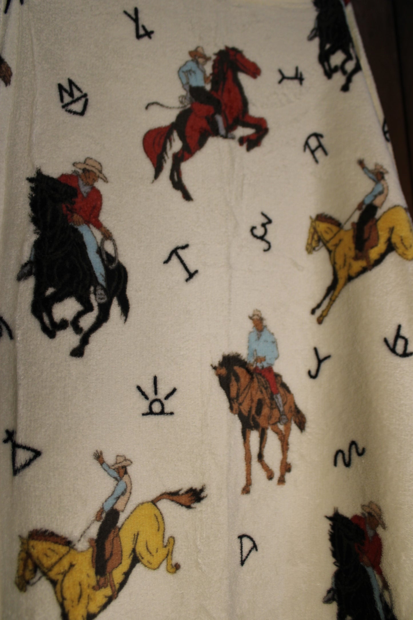Mia Super Soft Fleece Blanket