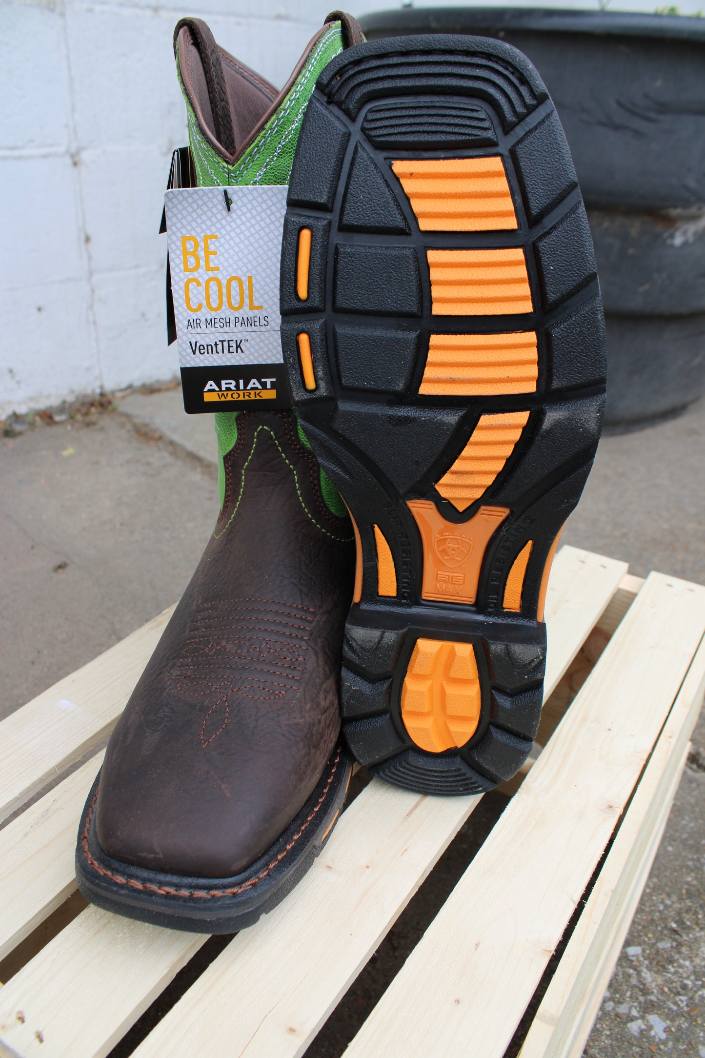 Ariat® Work WorkHog® VentTEK  Work Boots-Bruin Brown/Grass Green